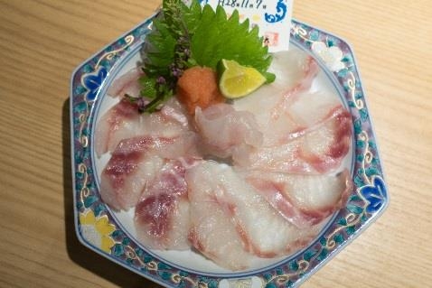 近大産クエタマの薄造り