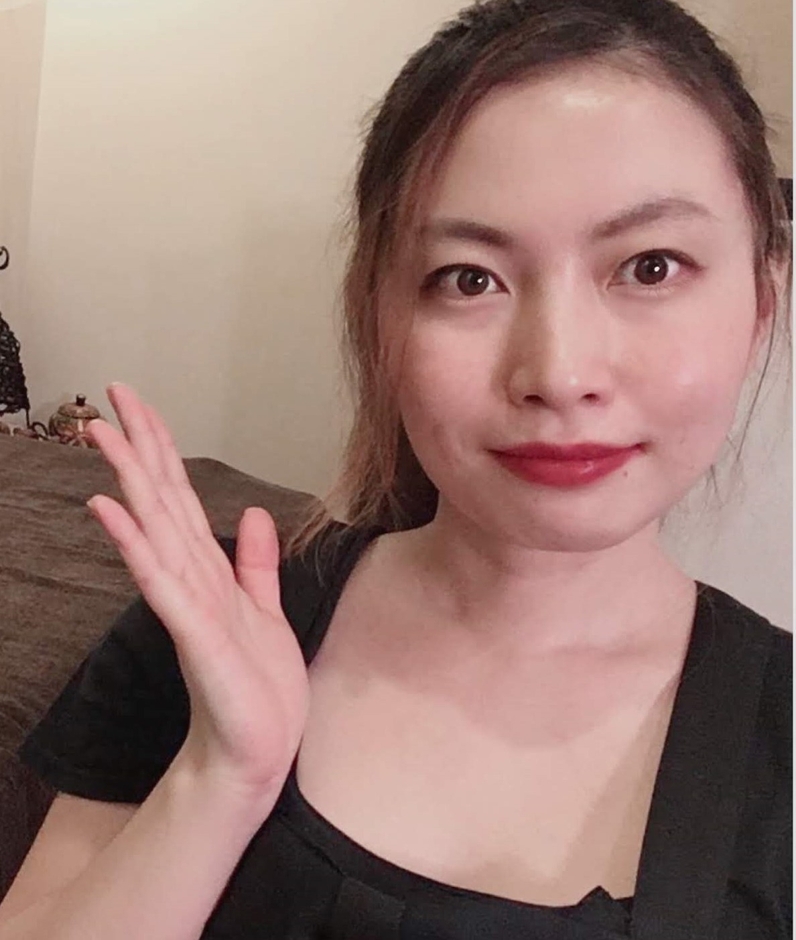 汗活トレーナーRie