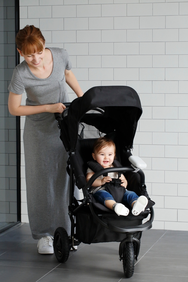 ベビーホッパー「ベビーカー&ベビーキャリア用ポータブル扇風機」使用イメージ 2