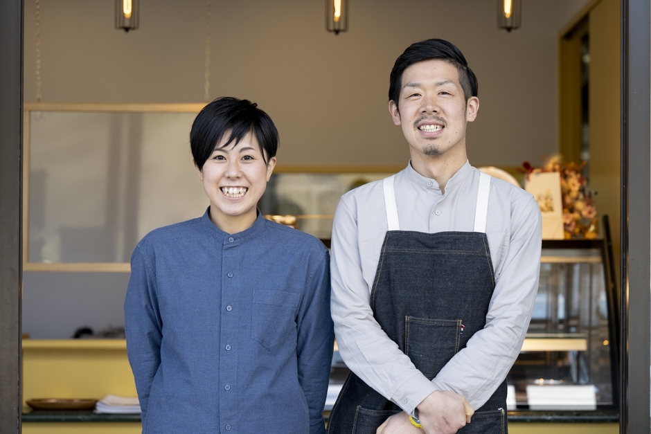 「おかしや page」　オーナーシェフ 岡本 昌樹氏