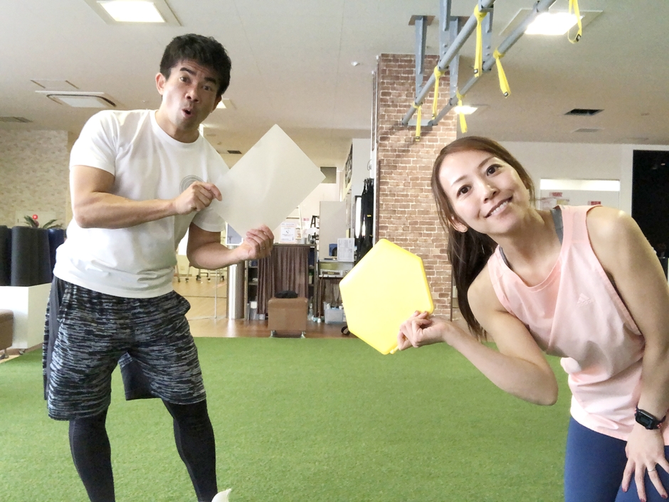 “ルネチューバ―”のFUKU(写真 左)とNON(写真 右)