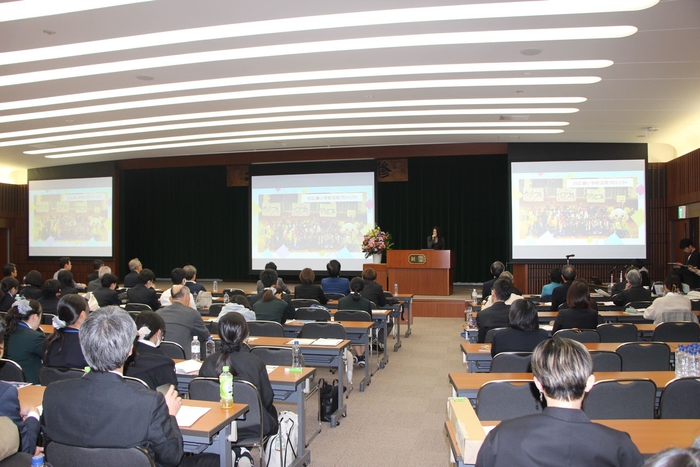 滋賀県高島市「旧広瀬小学校活用プロジェクト」 (国際学部2年次生 池上朱音さん)