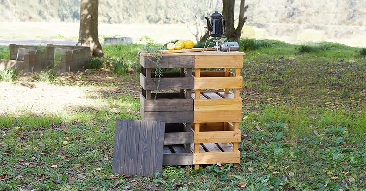 重ね方を変えれば木箱にもテーブルにもなります