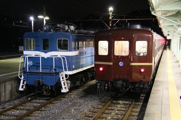 過去の夜行列車運行時の様子