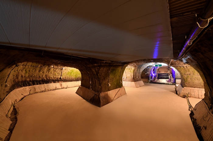 地底の楽園 洞窟風景