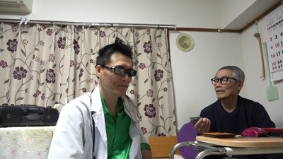 左からGOD、岡村恭行