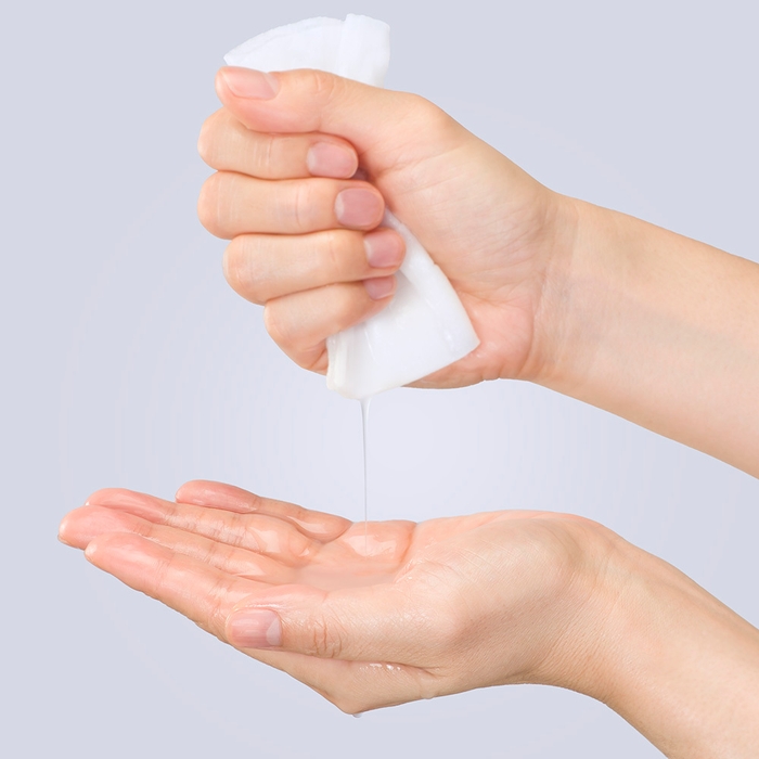 美容液をたっぷり130mL配合！