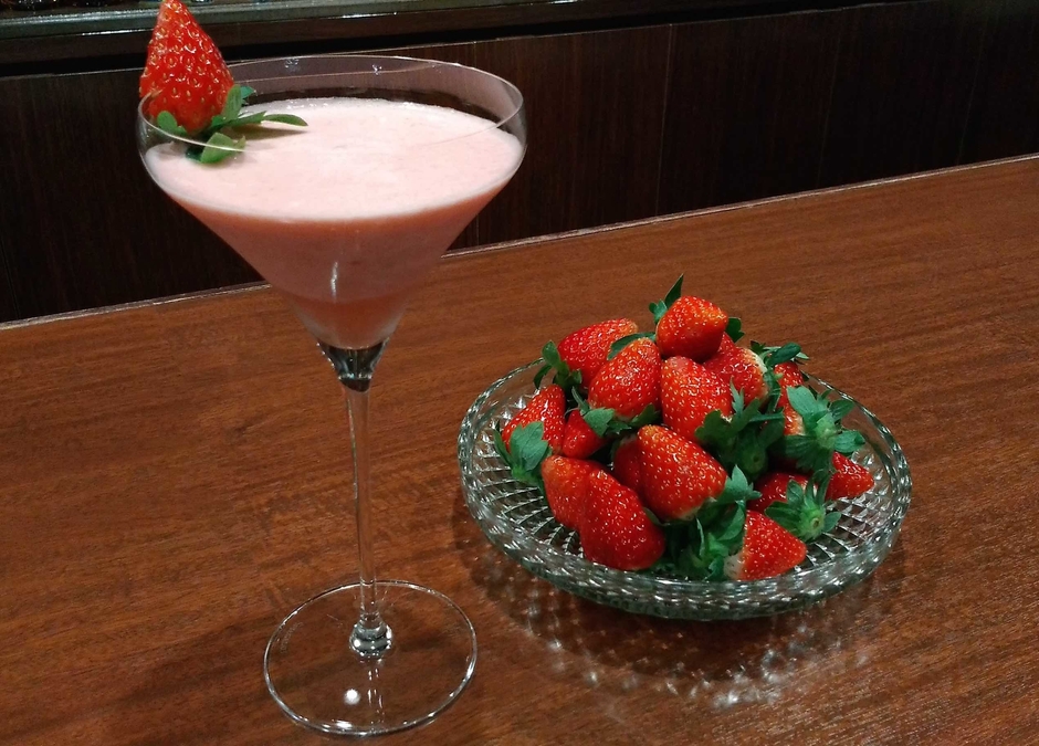 生イチゴ・マティーニ