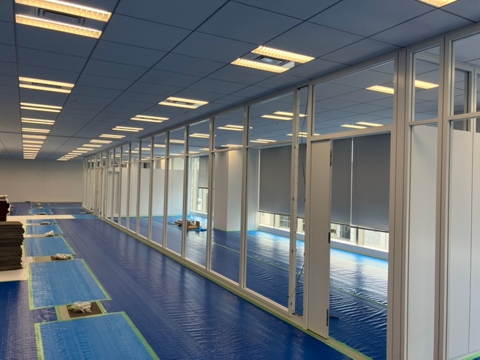 施工中の新オフィス(事業部在庫保管庫)