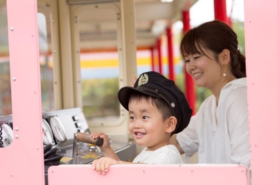0歳からOKの乗り物も