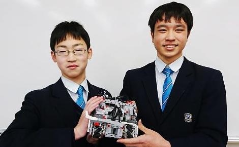 守岡さん(左)と三田村さん(右)