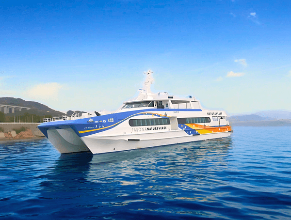 ▲『PASONA NATUREVERSE号』外観