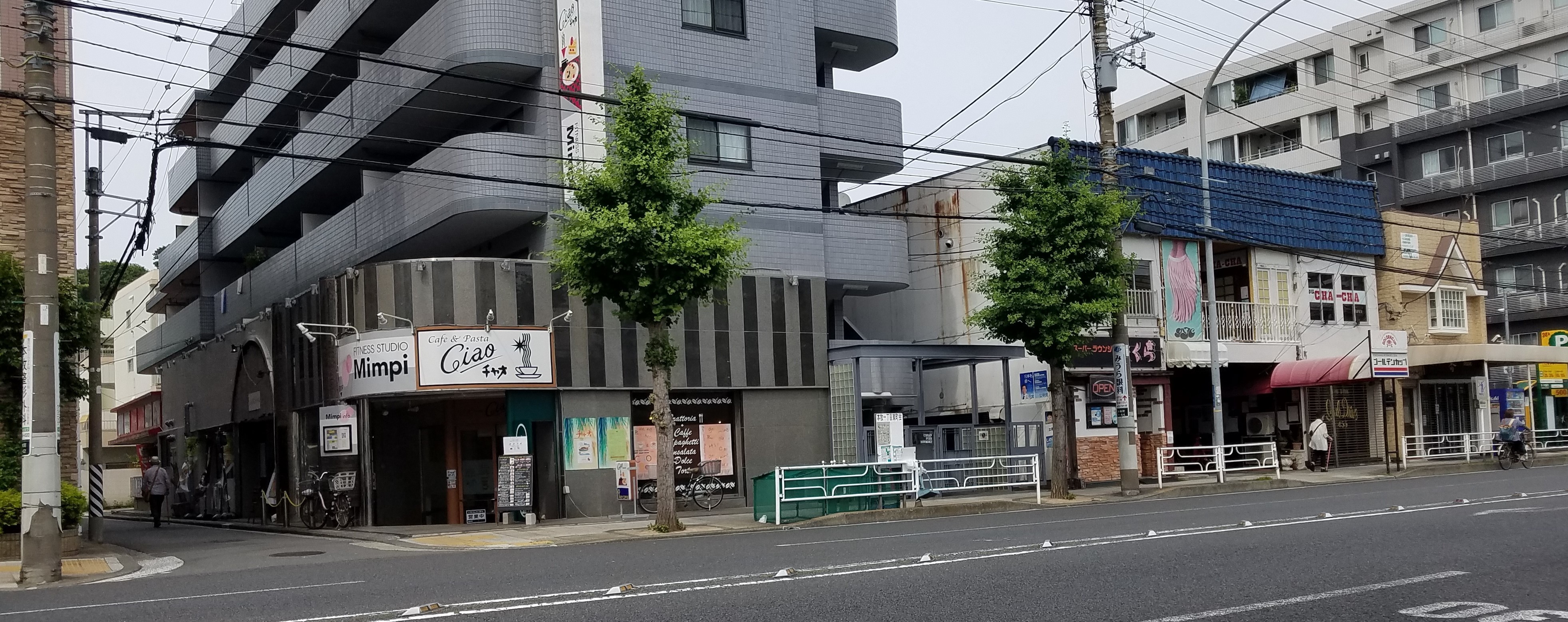 本牧 モダンブロック 外観2