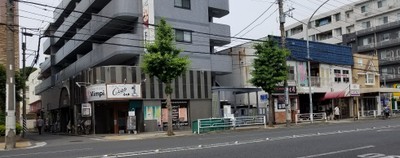 本牧 モダンブロック 外観2