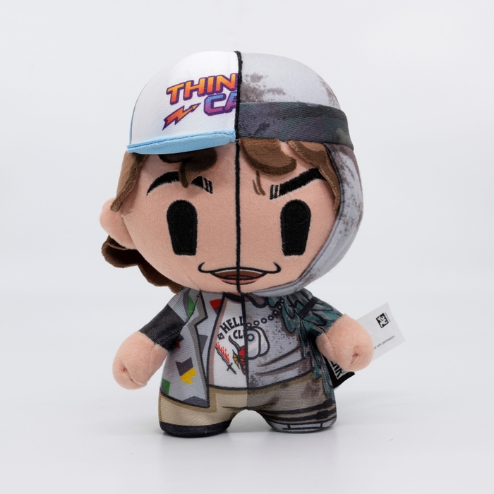 Stranger Things ぬいぐるみ　ダスティン画像