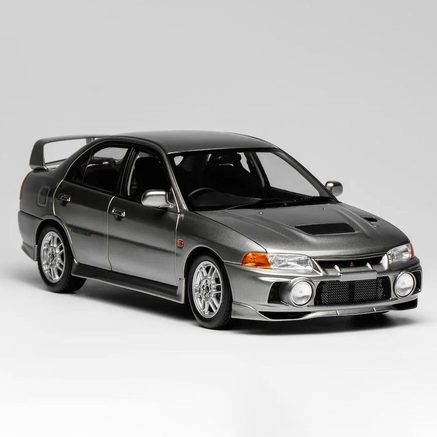 モーターヘリックス 1/18スケール M84001 三菱 Lancer Evolution IV ランサーエボリューション EVO Ⅳ Steel Silver Metallic