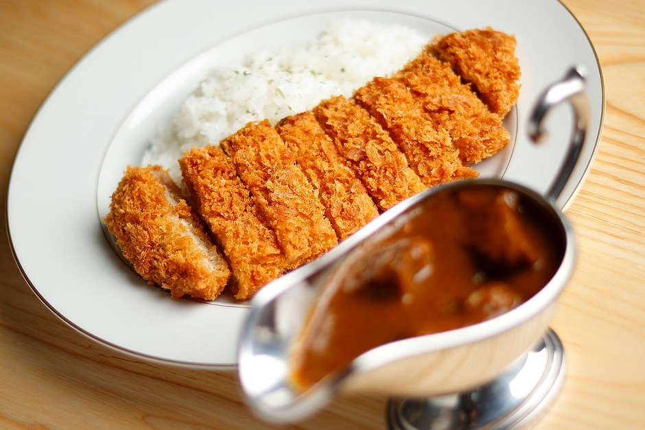 甲州富士桜ポークを使ったカツカレー