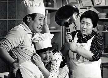 人気ドラマシリーズ第4作目！今作は、京塚昌子と佐良直美が親子役で共演
「ありがとう　第4シリーズ」
1月22日（木）よる7時～BS12 トゥエルビで放送開始