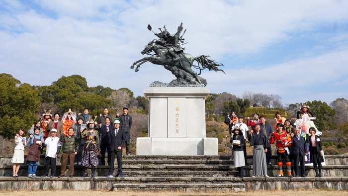 皆さんの投票と会員登録を心待ちにしています!