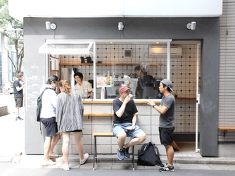 スペシャルティコーヒーショップ 「ABOUT LIFE COFFEE BREWERS」10周年！ 記念グッズを1号店の道玄坂店で5月31日より発売