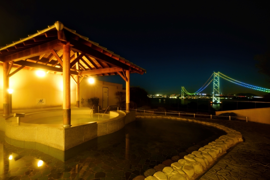 露天風呂(夜)
