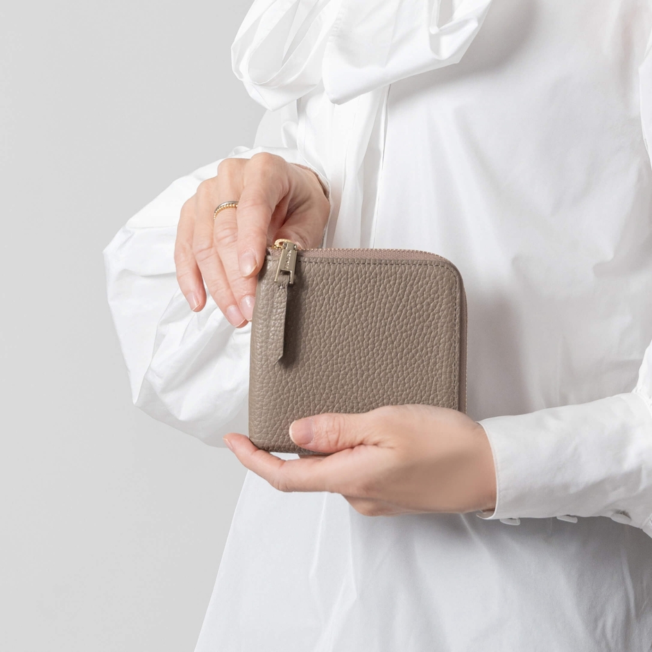 Y-STYLE薄型ミニウォレット(カラー:グレージュ)