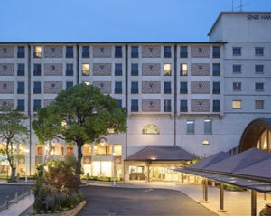 千里阪急ホテル