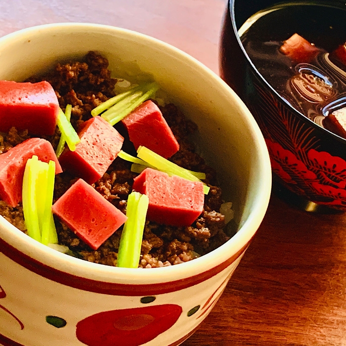 近江牛そぼろしぐれごはん