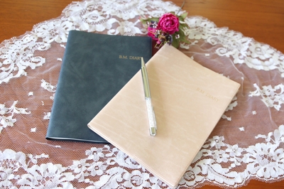 『B.M.DIARY』ネイビー・ベージュ