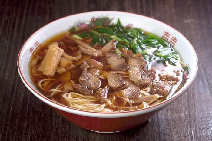 鶏・水・醤油のみの笠岡伝統「純鶏」ラーメン