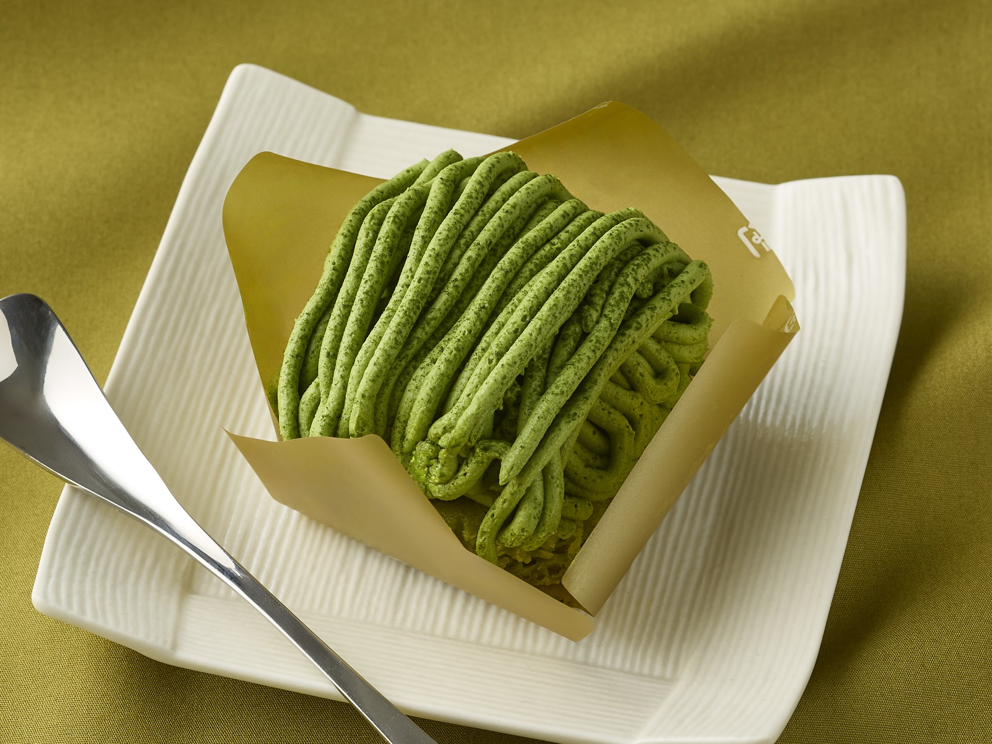 『天空の抹茶®』使用　抹茶推しのための抹茶スイーツ
「天空の抹茶モンブラン」
「しあわせクレープ 天空の抹茶」「天空の抹茶シュークリーム」