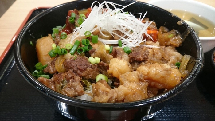和牛 牛スジ丼