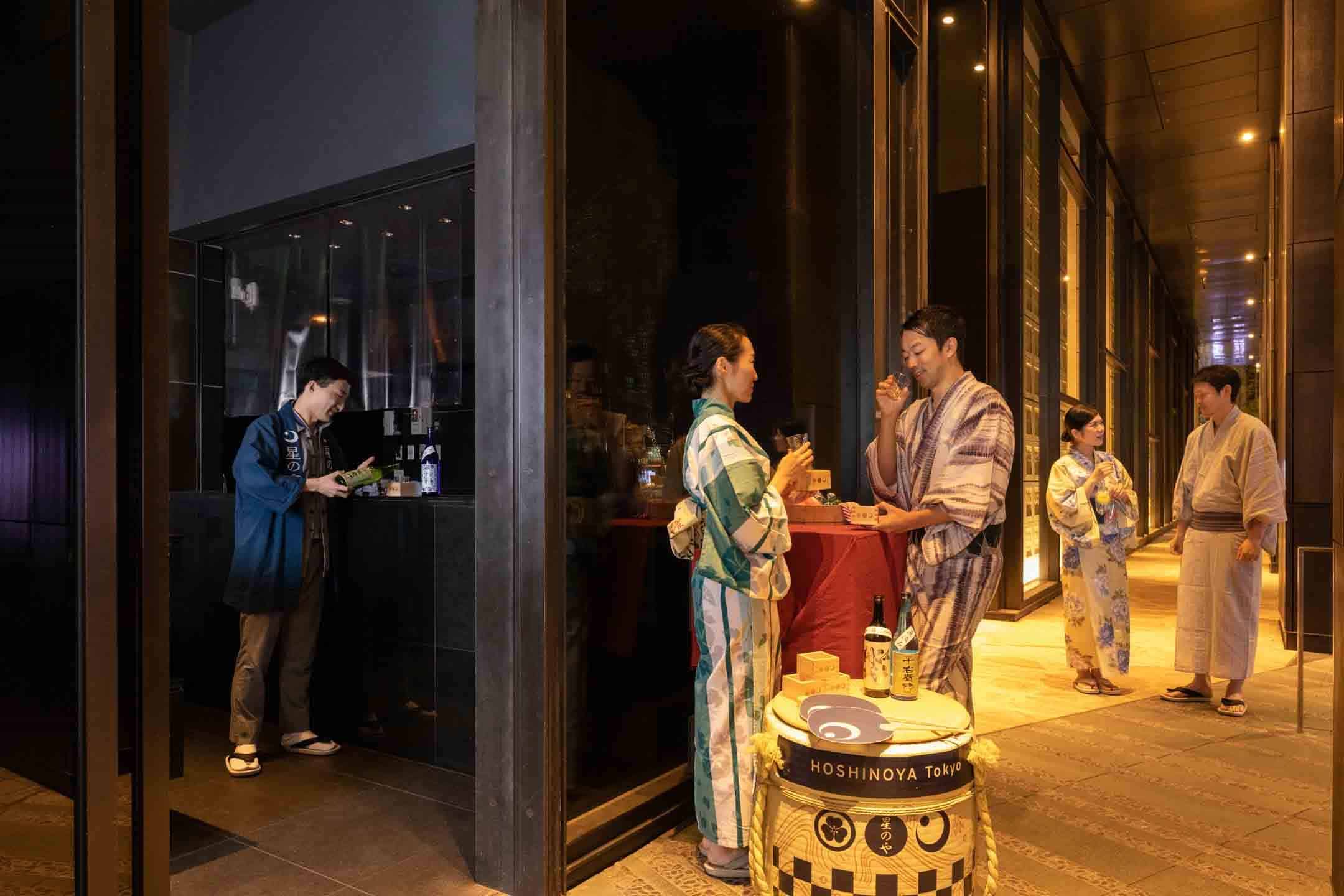 【星のや東京】提灯・風鈴と屋外で日本酒を!江戸発祥の居酒屋文化を満喫できる「星のや東京酒場」期間限定でオープン|期間:2021年7月1日~8月31日