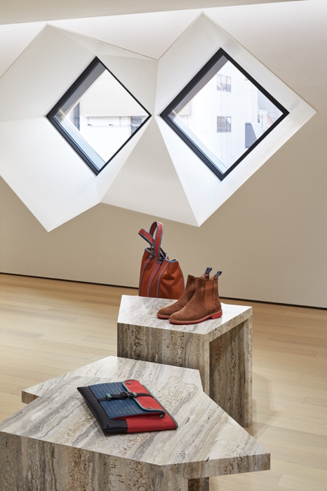 12_bv_ginza2018_012 Nacasa & Partners Inc.