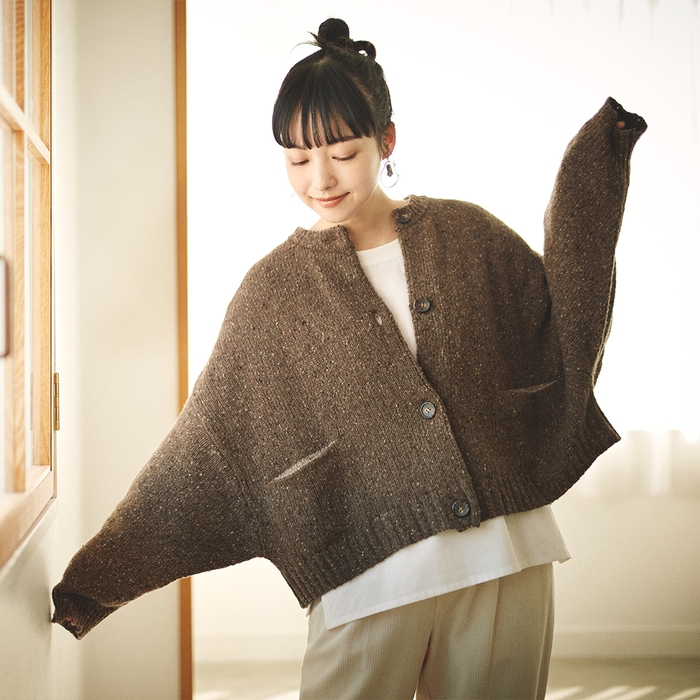 ニット 9,800円(税込)