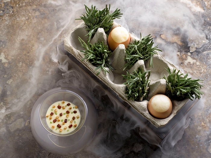 Julien Royer ROSEMARY SMOKED ORGANIC EGG