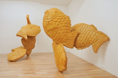 出展アーティストによる作品例(深尾尚子 『たいやき』 2008 撮影=早川宏一)