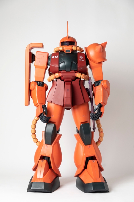 SENSE MAGAZINE KAWS Collection Sale /《HY2M 1/12 MS-06S ZAKUⅡ》BANDAI