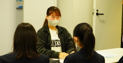 懇談