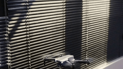 ホバリング機能「AirFlip Mini」