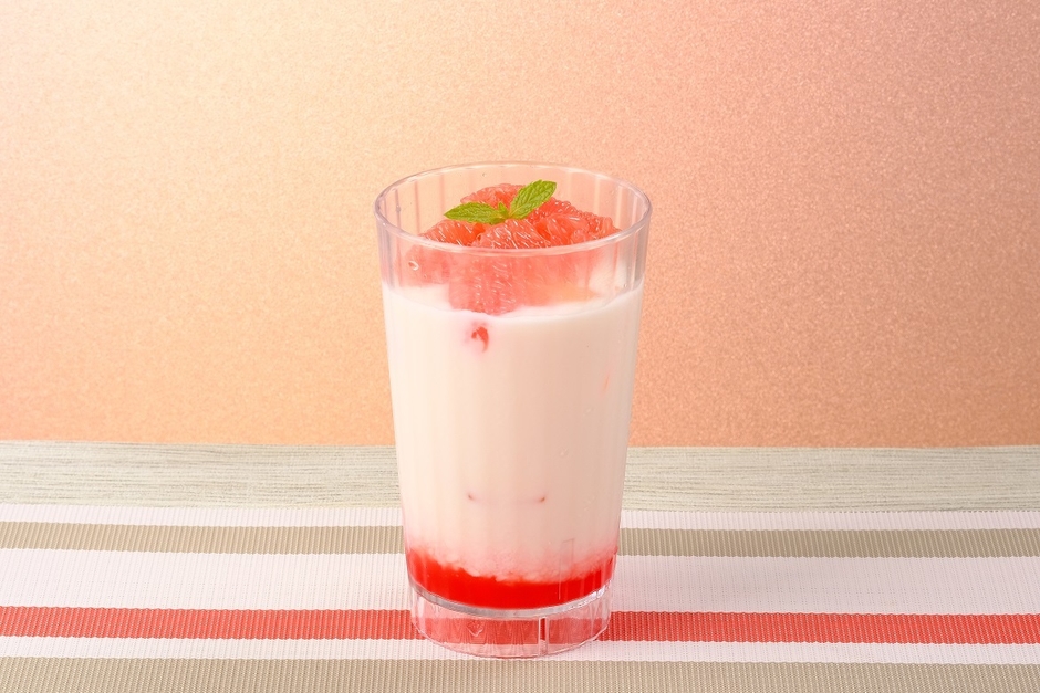 ピンクグレープフルーツのヨーグルトオレ