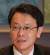 平田 直 氏