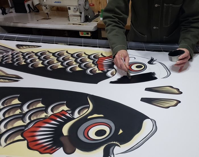 全てが手描きの鯉のぼり