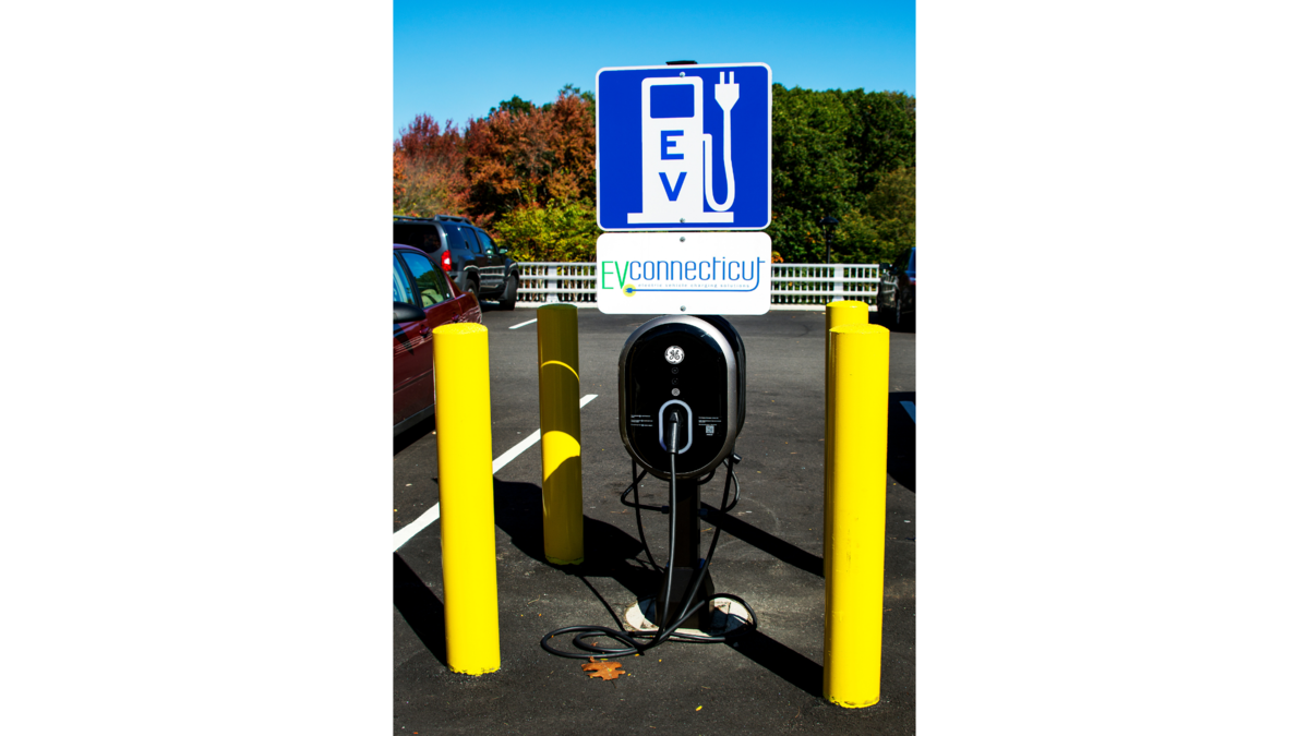 アジア太平洋地域の電気自動車用バッテリーの再利用・リサイクル市場は、2027年までに62億930万ドルに達する見込み