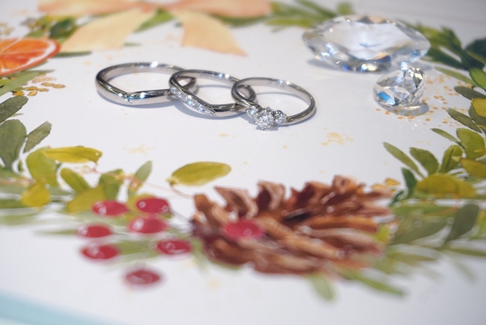 婚姻届と婚約指輪・結婚指輪