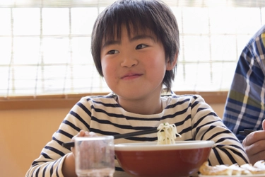 【夏休み応援企画】「九州筑豊ラーメン山小屋」×「ほうじょう温泉 ふじ湯の里」で、7月25日（金）より『麺夏（めんか）まつり2025』開催！麺類を食べると温泉入浴料が無料、夏休みの思い出づくりを応援！
