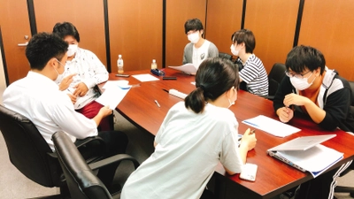 コロナ禍で続出！芸能界を目指す若者が生活苦に　 スクール型人材派遣会社がセカンドキャリアを支援、相談窓口開設