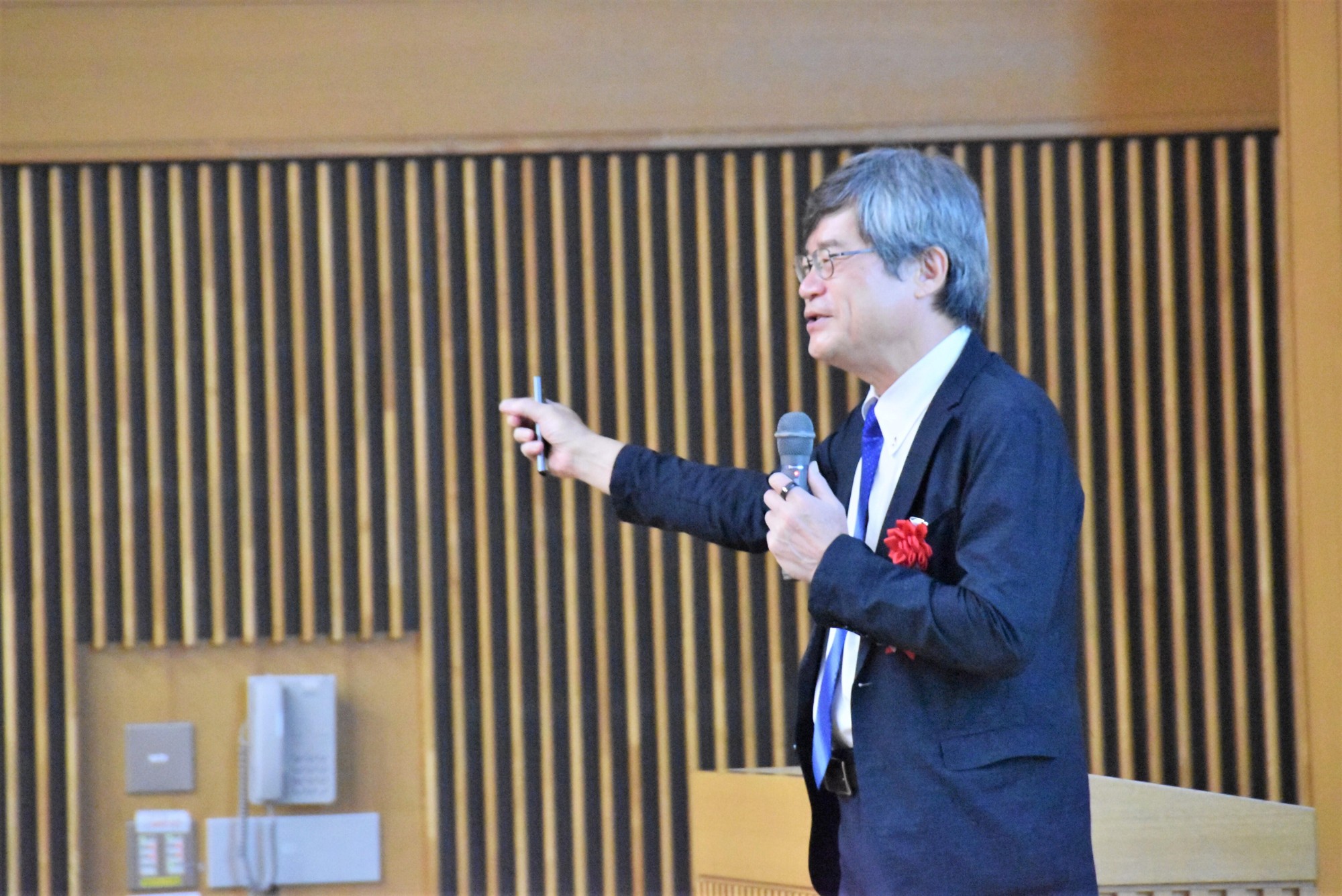 【名城大学】理工同窓会総会でノーベル賞受賞者の天野浩特別栄誉教授が講演