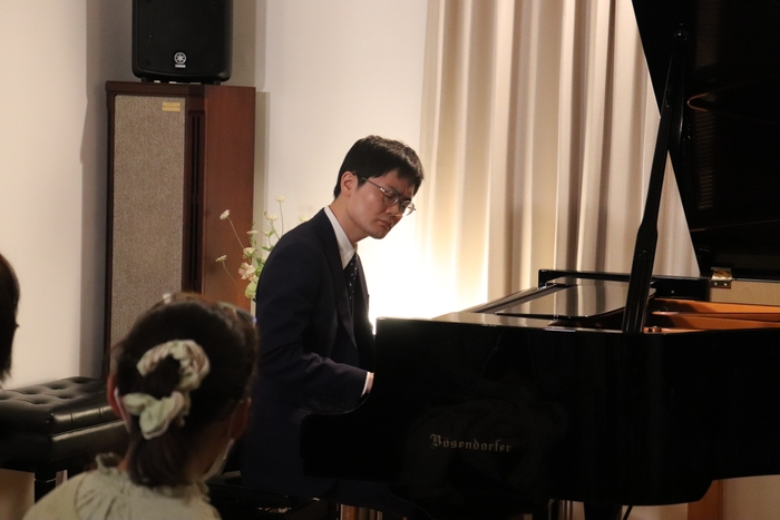 審査委員長(ピアニスト・東京音楽大学専任講師) 吉田 友昭さん