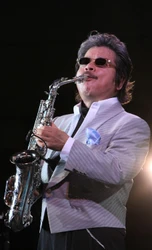 世界的サックス奏者MALTAの初のライブ音楽映画 『MALTA THE EVOLUTION OF MY JAZZ』が 来年、新宿K's cinemaにて公開されます　 2027/1/9～1/15の限定上映。 上演期間中は、連日MALTA本人が生出演、 ミニライブ＆トーク開催予定　 年内には、11/9日本映画ペンクラブ主催試写会と 12/28映画公開記念　公開前夜祭　プレミアムイベント決定